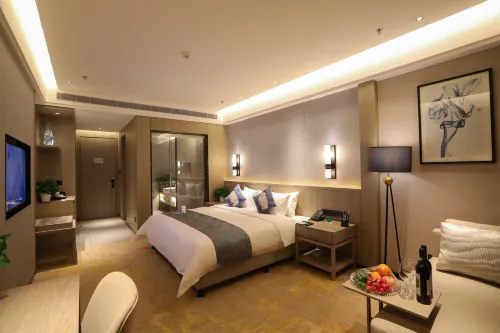 Hongrui Jianguo Hotel - parking