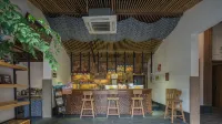 Yuexiang Humanity and Art Inn Hotels in Tongxiang