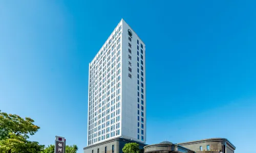 Lvbao Yinhe Hotel