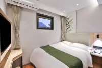 GreenTree Express Hotel (Beijing Dongcheng Beixinqiao Subway Station Guijie) Hotels in Beijing