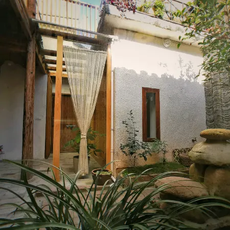 Pugu Inn