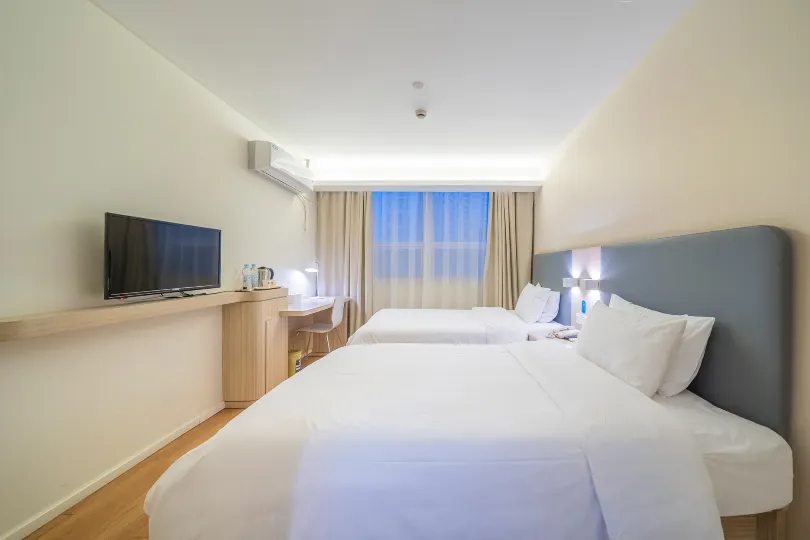 Angor Hotel (Shanghai Xujiahui Subway Station 80000 Stadium Branch）