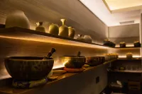 Kuanrong All-Suite Hotel (Chongqing Guanyinqiao Pedestrian Street) - Apartments