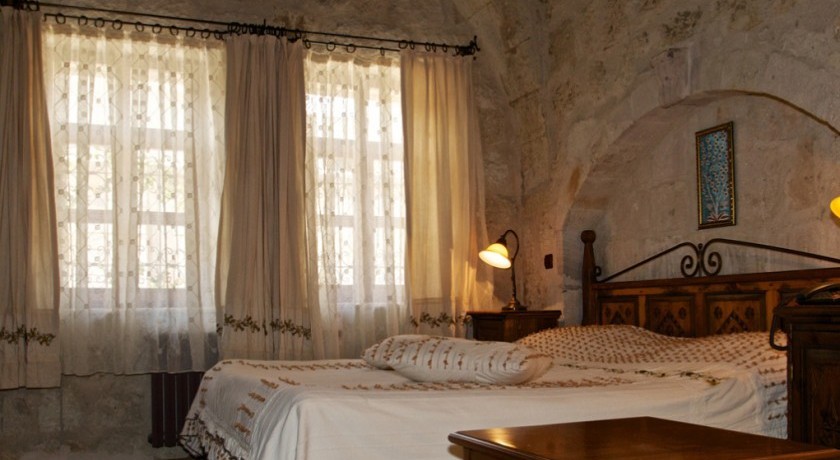 Sultan Cave Suites