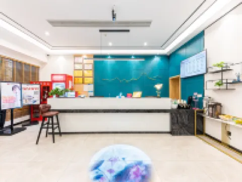 Jichu Hotel Hoteles en Honghu