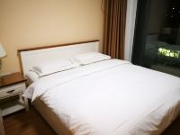 青岛蓝色海公寓 - 普通一室大床房