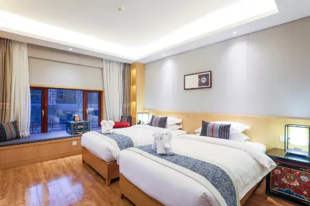 The 5th Meteorite Grace Hotel