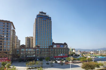 Yuanbao Shan Hotel