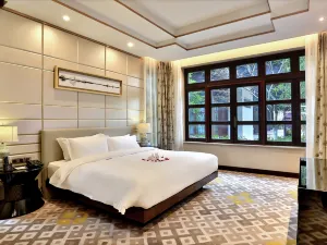 Jiashan Yunlan Bay Honglu  Yuanlin Hotel