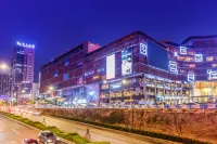 Lavande Hotel (Chongqing Liangjiang Xingfu Plaza) Hotel berhampiran Luoma Square