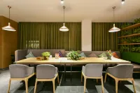 TrueGO Hotel (Beijing Yansha Sanyuanqiao Subway Station) - bar