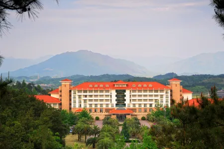 GuiLin Merryland Resort Hotel Отели в г. уезд Синъань