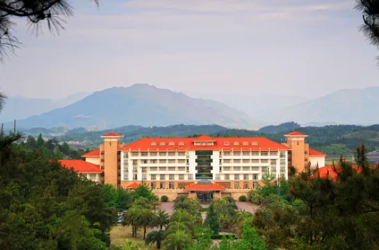 GuiLin Merryland Resort Hotel