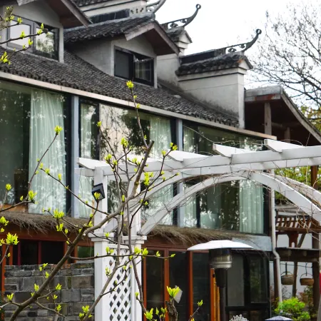 Nature Retreat life-style boutique hotel