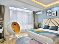 上海慕心创意设计酒店 - 恒心大床房