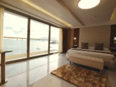Central Park Reef Resort Hotels near Olongapo Grace Baptist Church