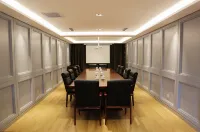 Magnotel (Ulanhot Hanshan East Street) Hotel di Ulan Hot