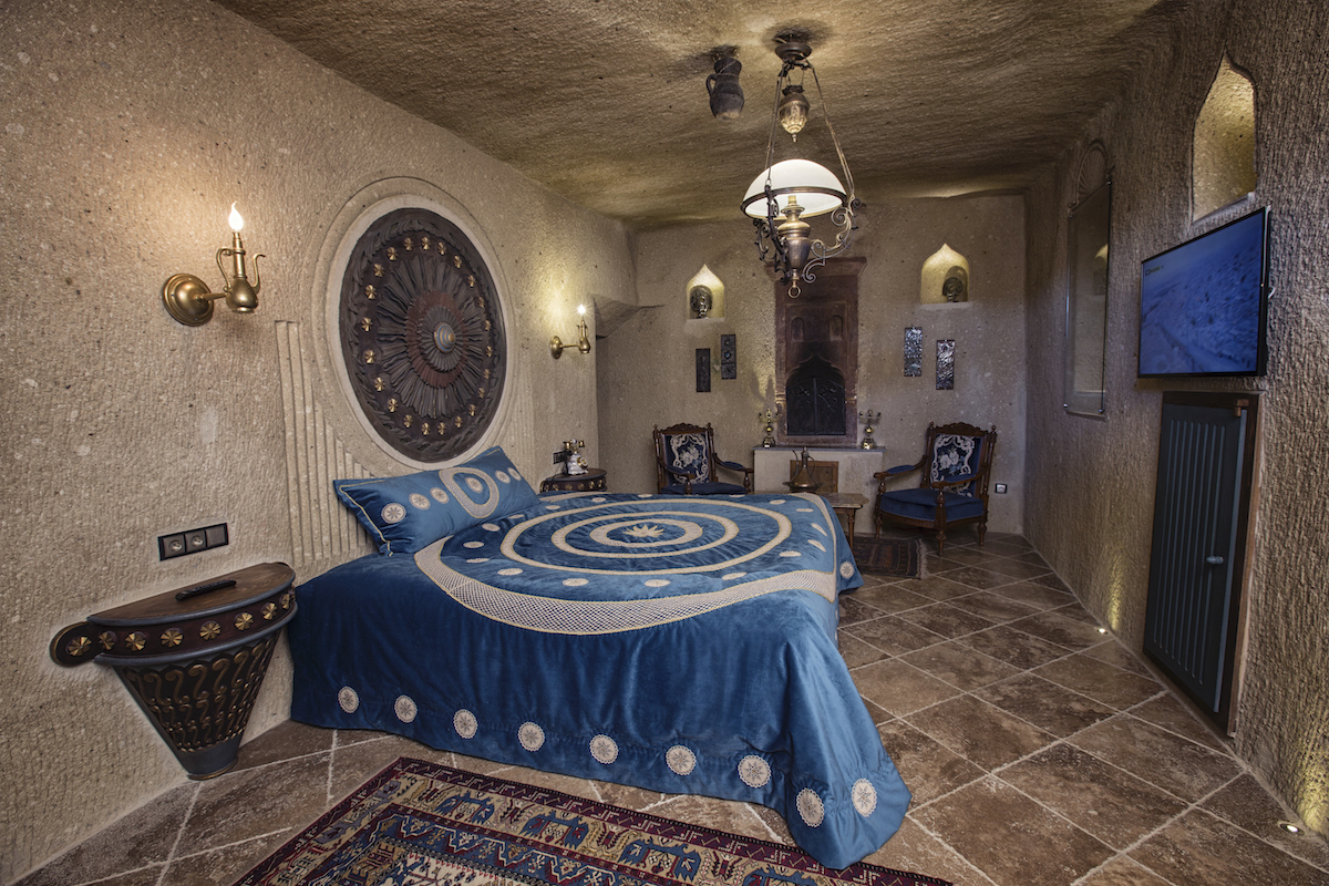 Elika Cave Suites