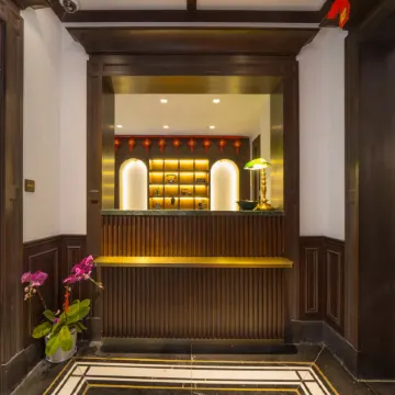Manxin Mansion Shanghai Huaihai Отели рядом с достопримечательностью «Фуксинг Парк»