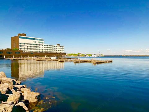 Delta Hotels Kingston Waterfront