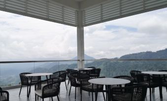 MU Windmill | 360 Skypool Superior Suite Genting Highlands