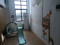 杭州斯维登度假公寓(龙井烟霞山庄) - 大嘴猴亲子房