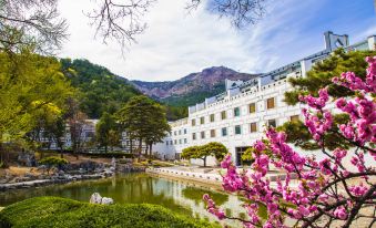 1. 베이징 샹산 호..