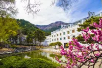 Fragrant Hill Hotel Hotel a Pechino