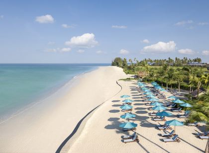 Le Meridien Khao Lak Resort & Spa