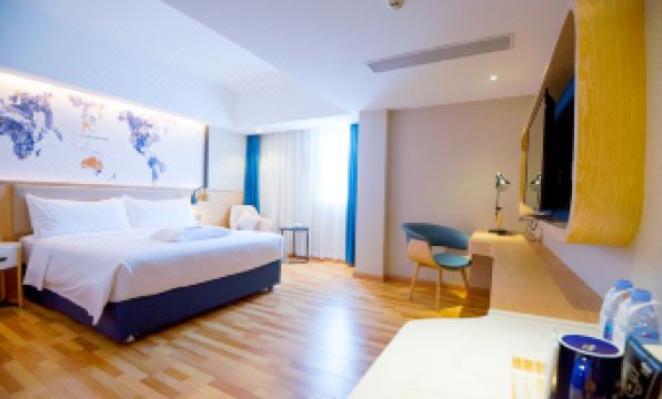 Kyriad Marvelous Hotel ShantouHigh-Speed RailwayStation