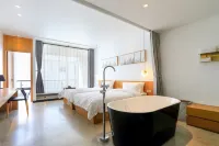 YANQI Hotel - Kolam Renang