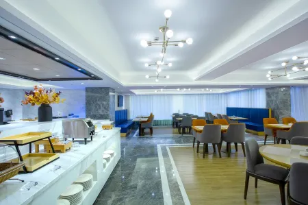 Xinji Hotel (Xiapu Fangyuanhui Store) Отели в г. Сяпу