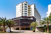 北海明珠大飯店（銀灘浴場海灘公園店） 北海竹月星空露營基地附近的飯店