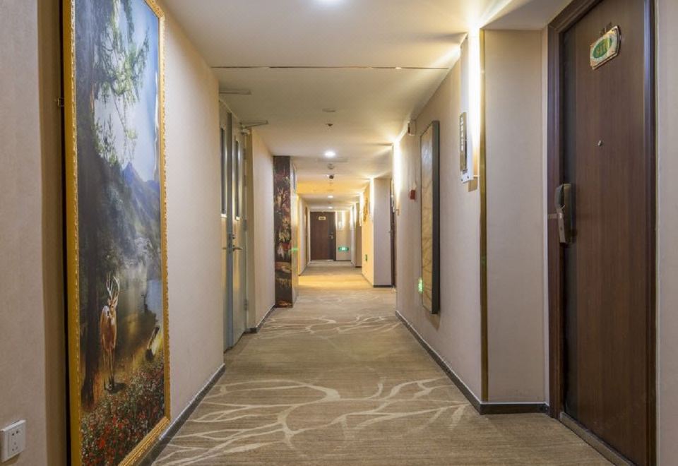 2. 하이란 루이팅 ..