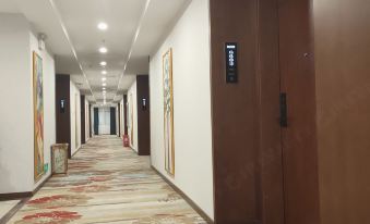 Dong Shan Hotel of Xiang Xiang
