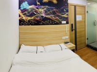 龙腾宾馆(广州西门口地铁站店) - 标准大床房