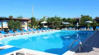 Club Esse Aquilia Beach Village Resort のホテル