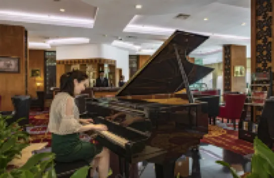 江西省ホテル（八一広場美術館）