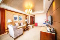 Howard Johnson Domando Plaza