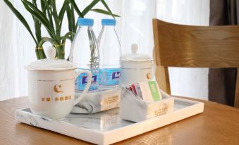 Wenxing Xiyue Hotel (Guangzhou Baiyun Railway Station Mawu Branch)