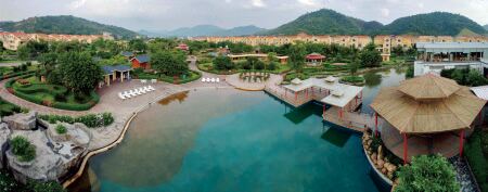 Caoxi Hot Spring Holiday Resort Отели рядом с достопримечательностью «Guangdong Songshan Vocational and Technical College»