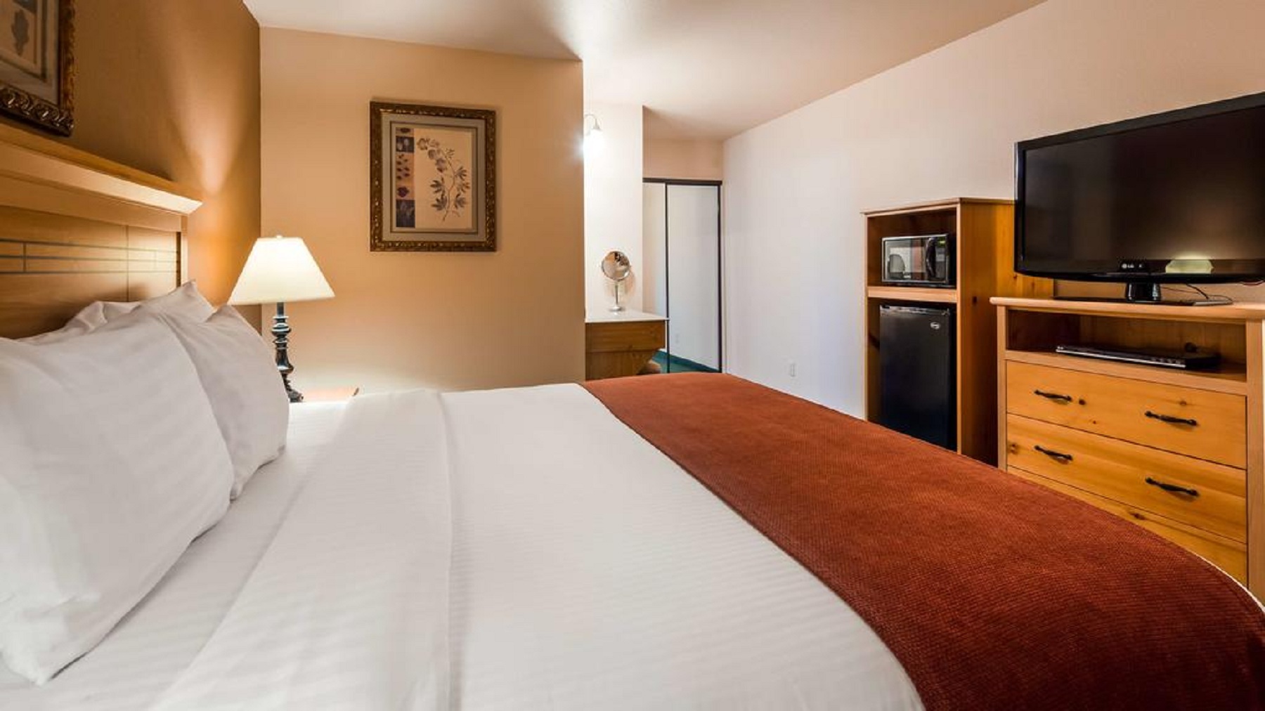 Best Western Plus Hartford Lodge