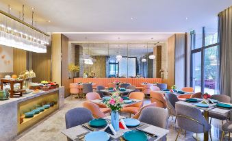 Crystal Orange Hotel (Shanghai University, Dachang)