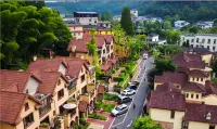 Floral Water Bay Roman Holiday Hot Spring Villa - Villas