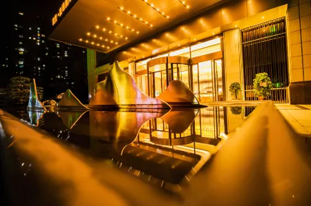 Runfeng International Hotel Отели в г. Сянтань