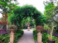 Hangzhou Mengxi Zhupan Homestay (Shuangxi Drifting Branch) Hotels near Qingshancun