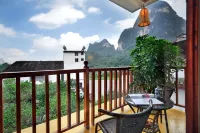 Yangshuo Village Inn（By Moon Hill）