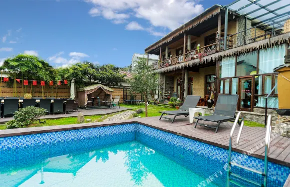 山氧·開態 Garden 泳池庭院親子度假美墅（莫幹山度假區店）