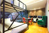 Pioneer·E-Sports Hotel (Ji'an Railway Station Jinggangshan University Branch)