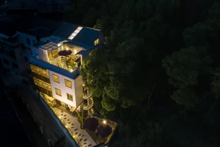 Changsha April 3 Mountain View Terrace Homestay (Yuelushan Hunan University) Отели рядом с достопримечательностью «Lushan Temple»